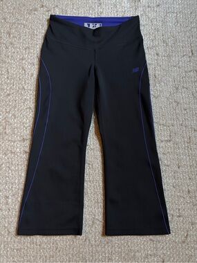 🧘🏻‍♀️NEW BALANCE WOMENS SIZE XS BLACK CROPPED YOGA PANT